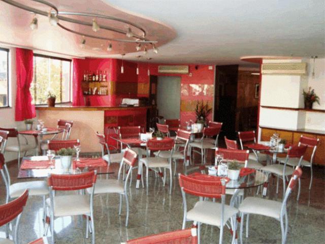 Hotel Rosa Mar マカエ エクステリア 写真